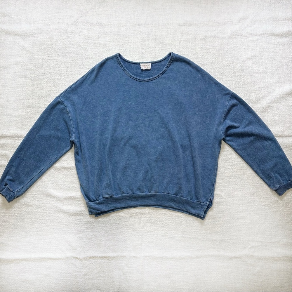 Fantastic Fawn Blue Drop Shoulder Lived in Crewneck Sweatshirt Women's Large